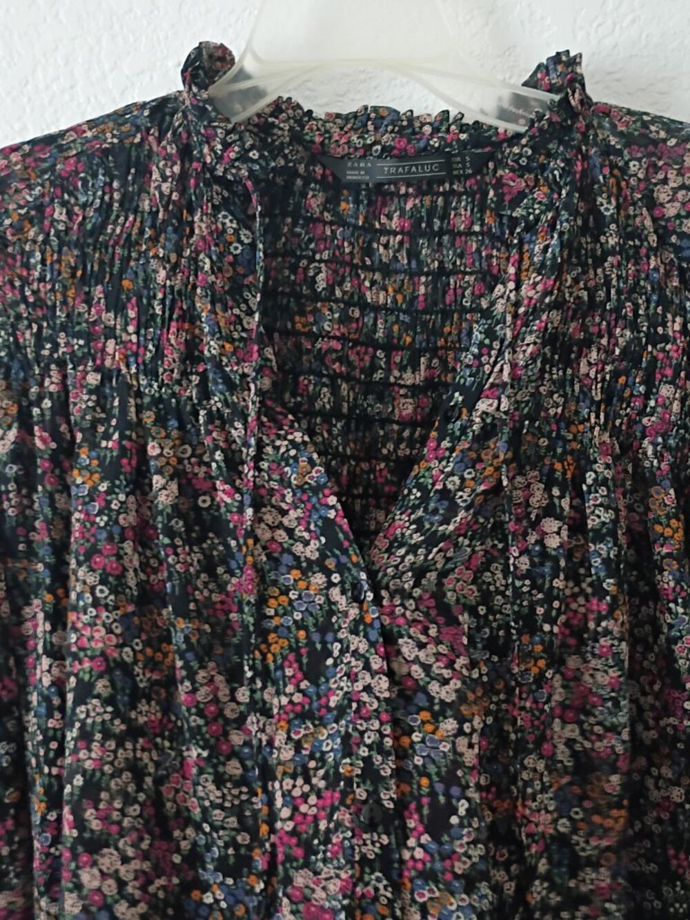 Zara Trafaluc Women's Smocked Long Sleeve Floral  Blouse - Picture 5 of 7